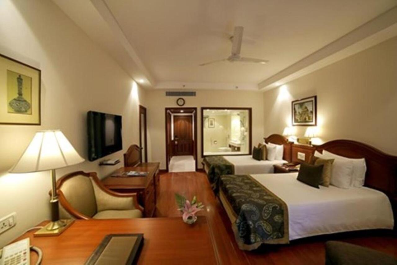 Jaypee Palace Hotel Agra  Eksteriør billede